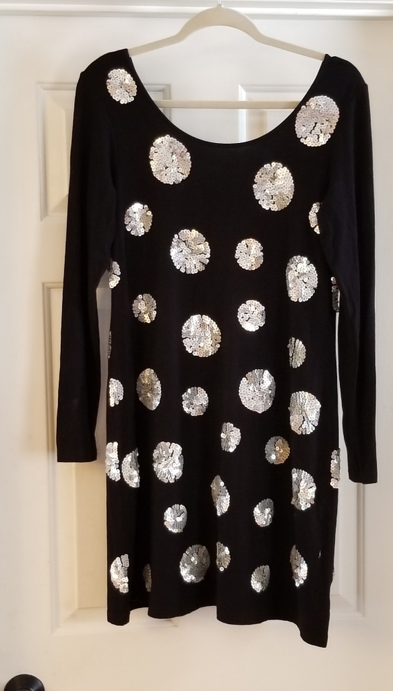 Dress - Picture 2 of 4